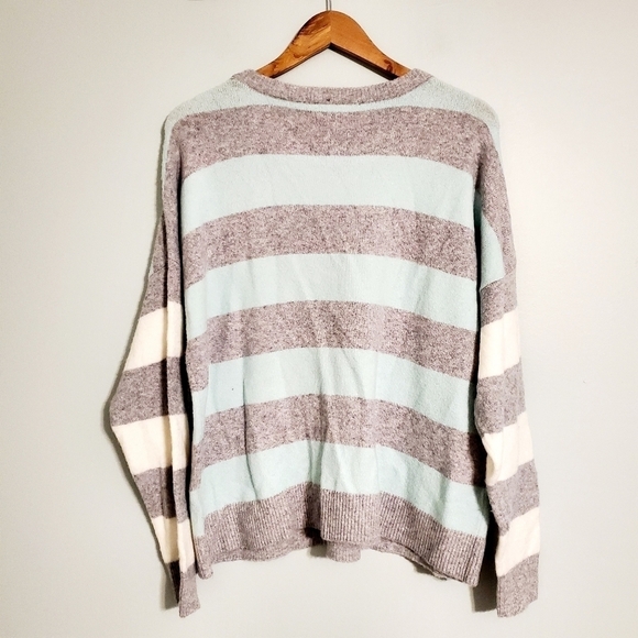 NWT Court & Rowe Gray Blue Striped Sweater - Picture 3 of 5